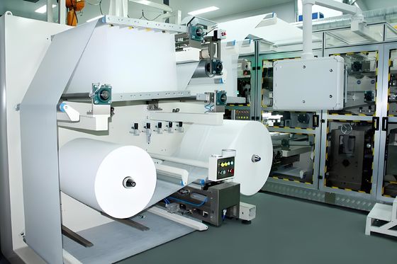 Linea di produzione ad alta velocità per la produzione di dispositivi antiumidità urinaria ad alta efficienza