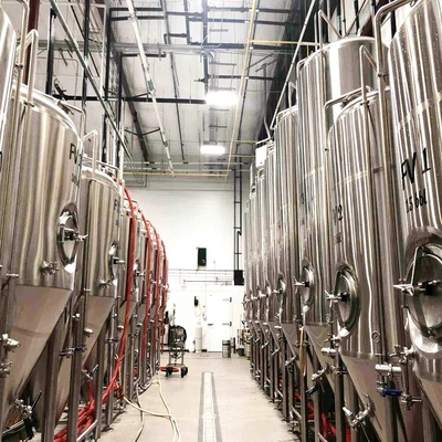 Linea di produzione della birra servizio della garanzia degli impianti per la fermentazione della birra