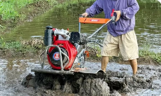Tiller elettrico rotante tosaerba a bobina Agricoltura Trattore